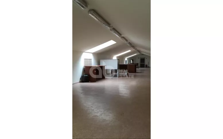 Офис на мансарде - 130 кв.м.-ЦАО